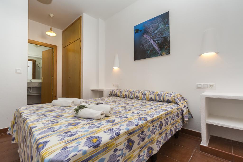 Casas Menorquinas Apartment Cala Blanca  Exterior photo